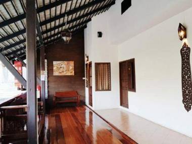 Nan Lanna Hotel
