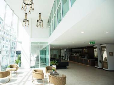 B2 Nakhonsawan Premier Hotel