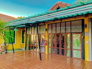 บ้านพักสิริ มุกดาหาร (Baan Siri Mukdahan )