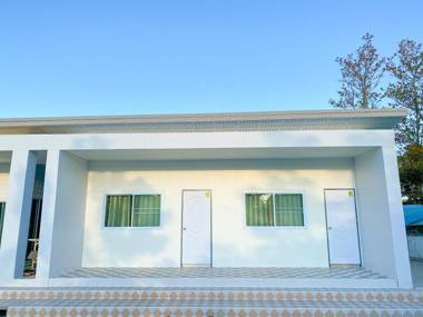 บ้านพักสิริ มุกดาหาร (Baan Siri Mukdahan )