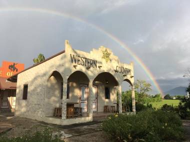 Maesaipalmcountry Resort