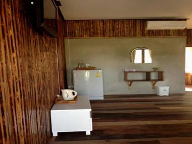 Maan Mek Talay Mok Resort