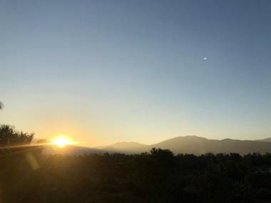 Sandee Place Mountain View Chomthong