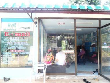 Lanta Palm Beach Resort