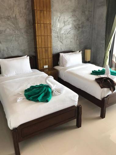 Pinky Bungalow Resort - SHA Extra Plus