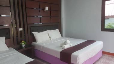 Lanta Paradise Beach Resort