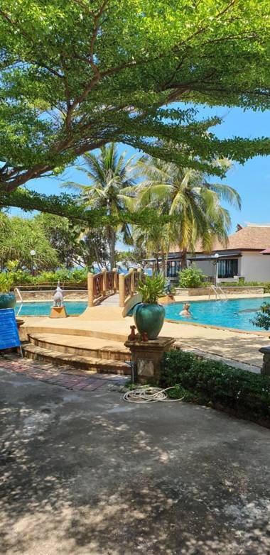 Lanta Villa Resort  (SHA Extra Plus)