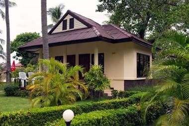 Moonwalk Lanta Resort