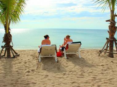 Peace Paradise Beach Resort