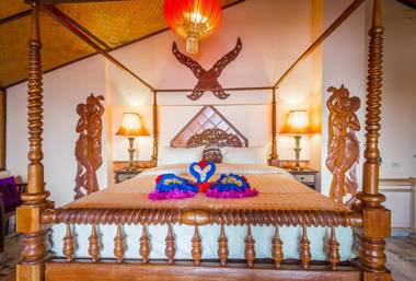 Laguna Beach Club Resort SHA Plus