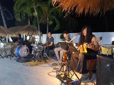 El Pillax Lanta Resort