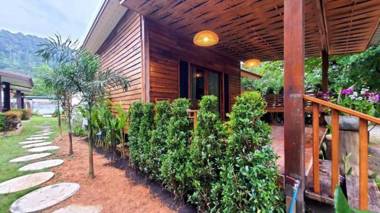 Coconut Lanta Resort @Klong Dow beach