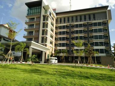 The Convenience Khonkaen Hotel