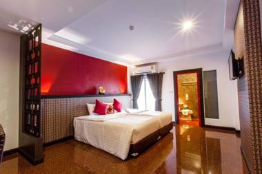 Gallery Lake View Hotel