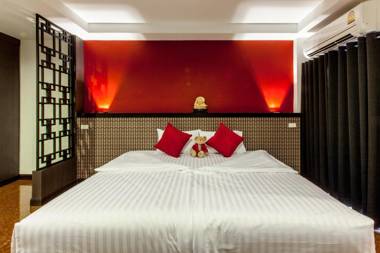 Gallery Lake View Hotel