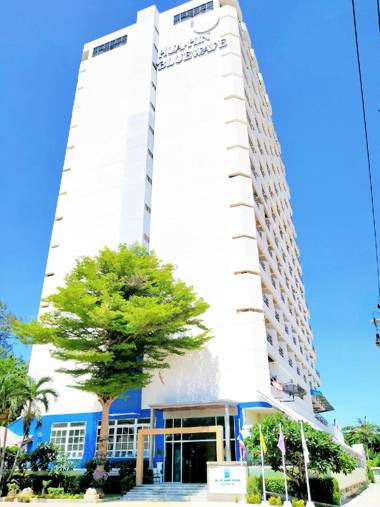 Blue Wave Hotel Hua Hin (SHA Extra Plus)