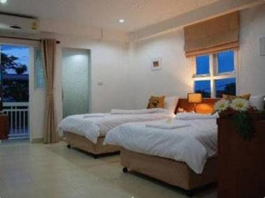 Baan Ton Mai Apartment