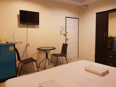 Bann Lom Le Guest House