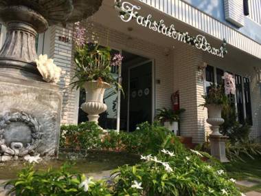 Baan Fahslalom Holiday Apartment