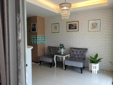 Baan Fahslalom Holiday Apartment