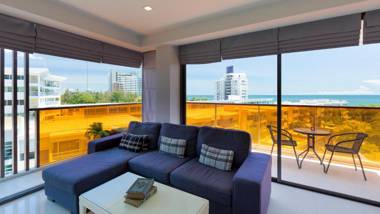 Rocco Hua Hin Beach Seaview