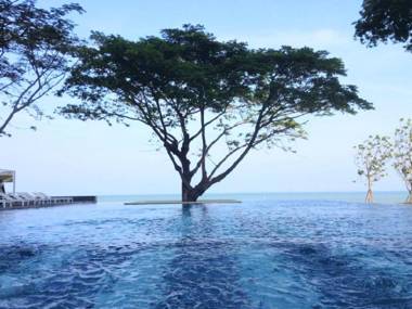 Hang Sua 201 at Baan Sankram Condo