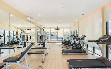 The trust huahin resort condo greeny room