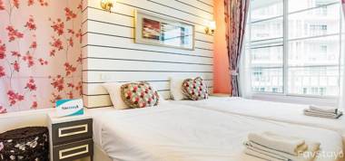 Summer Huahin Condo 2 Bedrooms Pool View Classic Room