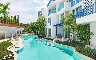 Chelona huahin beachfront resort condo