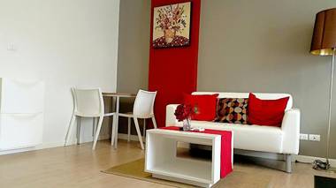 Baan Peang Ploen Hua Hin (by Montri C)