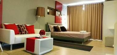 Baan Peang Ploen Hua Hin (by Montri C)