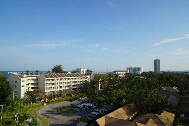 Rain Cha Am - Hua Hin by ThaiMKV