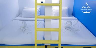 HuaHin Night Market Hostel