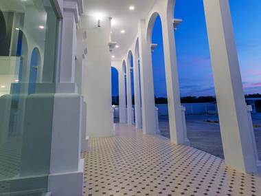 B2 Hua Hin Premier Resort