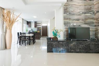 GOLDEN SEA HUA HIN (SHA Plus)