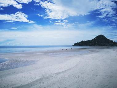 Kundala Beach Resort Hua Hin