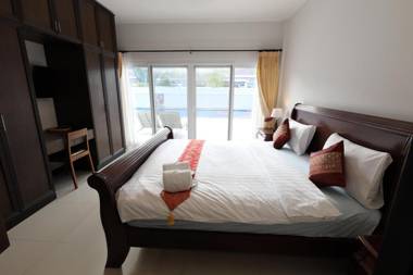 Thiva Pool Villa Plus Hua Hin (Punika Pool Villa)