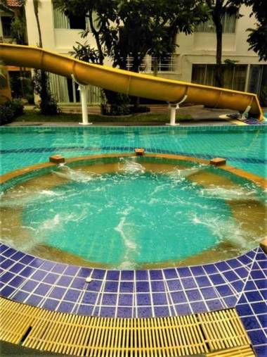 Shanty of HinNam Condominium