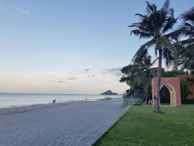 Marrakesh Huahin by Urban Getaway TH ( 2 Bedroom )