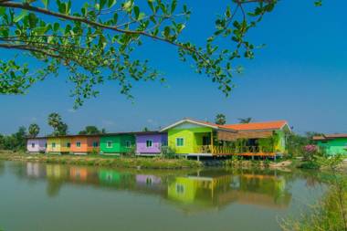 OYO 527 Tanfa Resort