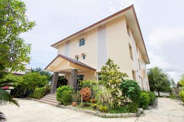 OYO 904 Mai Thai Place