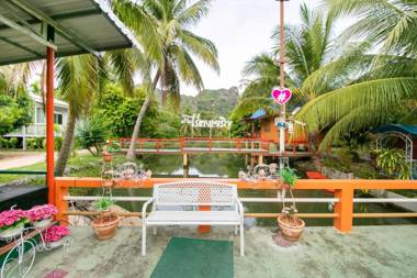 OYO 1062 Baanrai Kongjaroen