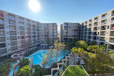 Hua Hin Lacasita modern room in city center