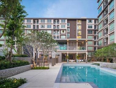 Baan Peang Ploen by Kaid