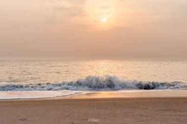 Sandy Beach Condo 17D