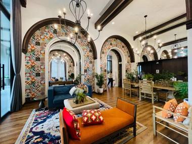 Huahin หัวหิน คอนโดใจกลางเมือง ลา กาซิต้า