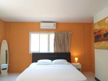 MANDARIN LODGE by victor