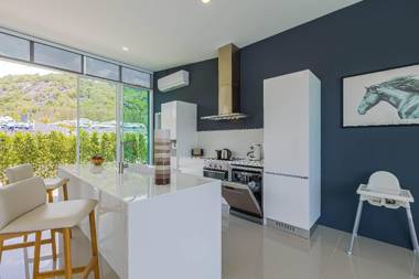 Modern 4 Bedroom Pool Villa PMK-A7