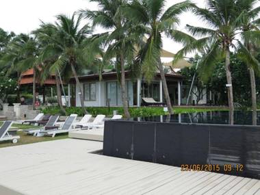 Deluxe 1bedroom Hua Hin Seaview Beachfront Project