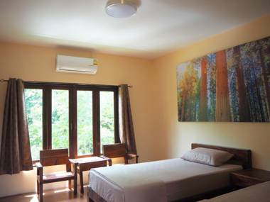 Thaihouse hotel & resort hatyai.